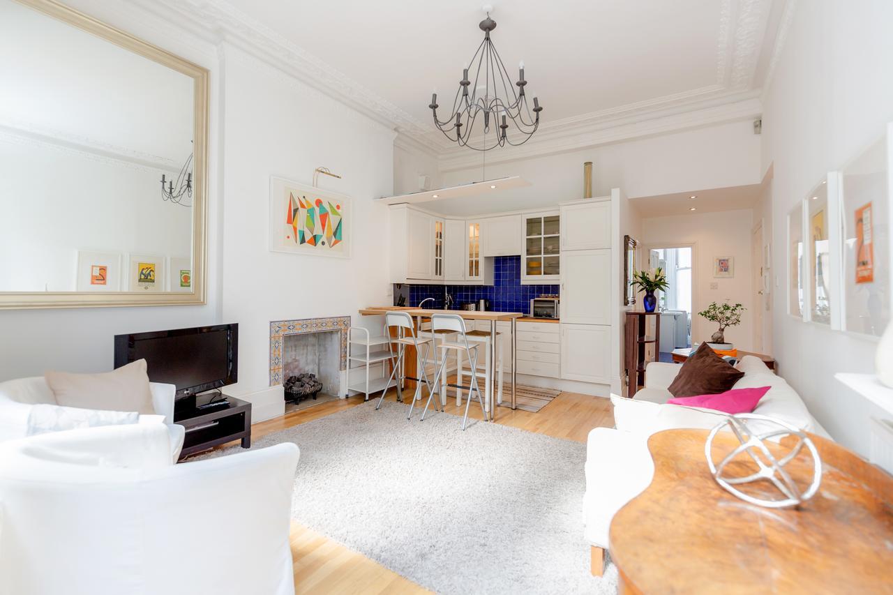 Earls Court Apartments By Basetogo London Kültér fotó