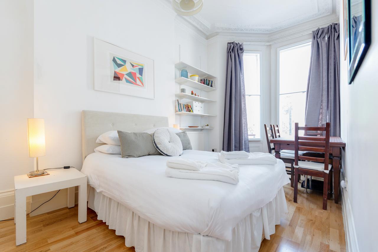 Earls Court Apartments By Basetogo London Kültér fotó